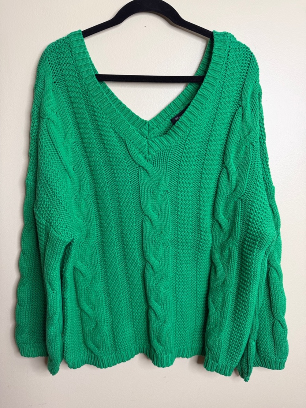 Morgan City Women’s M Green Cable Knit V Neck Oversized Pullover Sweater Cotton